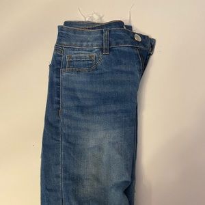 Refuge Size 2 Mid Rise Skinny Jeans